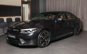 BMW M5 with M Performance Parts by Abu Dhabi Motors 2018 года